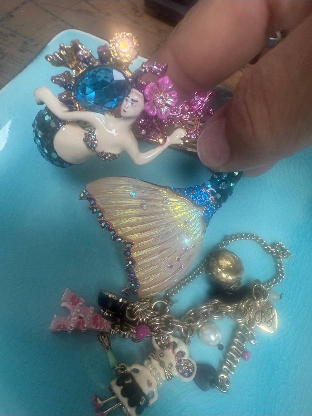 Betsy Johnson’s bracelets - Picture 3 of 3